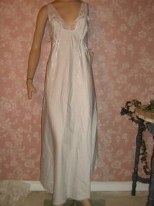 Vintage barbizon nightgown embroidered nwt vintageoutlet